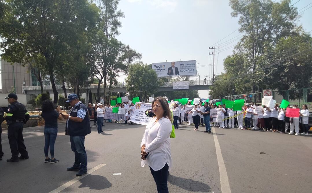 Bloqueos de personal médico en Edomex. Foto: Especial