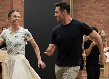 ¿Romance entre Hugh Jackman y Sutton Foster?