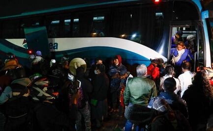 Migrantes son trasladados a la Basílica de Guadalupe, tras enfrentamiento con policías 