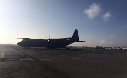 Cargan avión de Sedena con productos básicos para Oaxaca