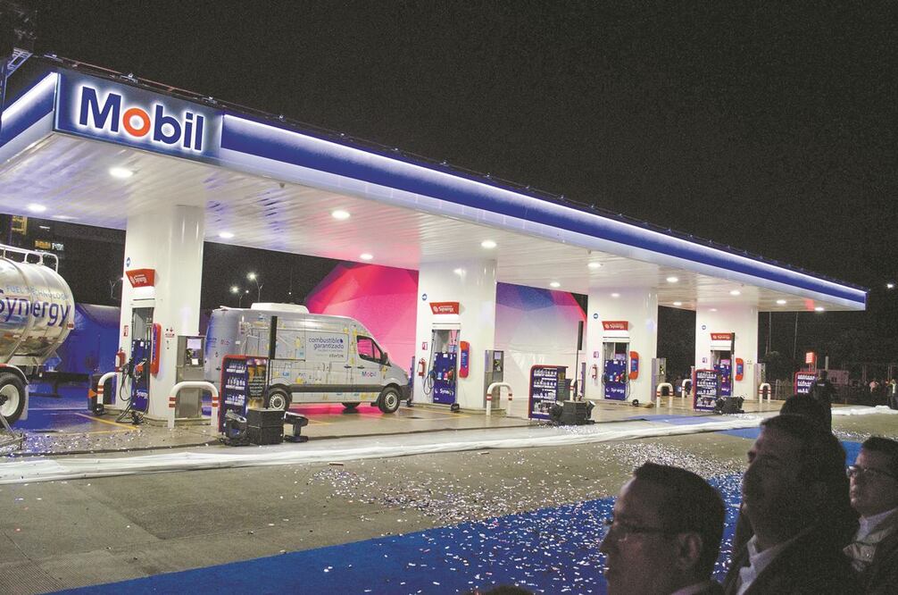 API acusa a la CRE de dificultar los permisos para nuevas estaciones de servicio de las empresas que re presenta. ARCHIVO EL UNIVERSAL