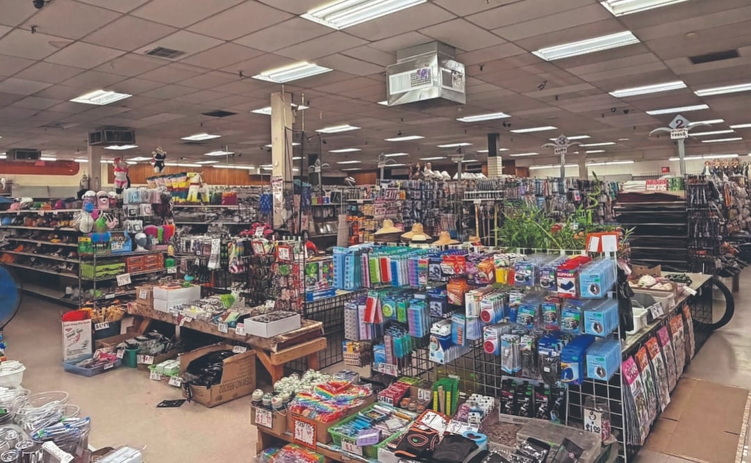 Con la baja de mexicanos que cruzan la frontera en Ciudad Juárez, las tiendas de la zona centro de El Paso, Texas, se ven vacías; empleados señalan que las ventas han disminuido 50%. Foto: Paola Gamboa/ EL UNIVERSAL