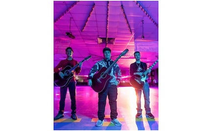 Música mexicana acaba con el reinado de Bad Bunny en Billboard