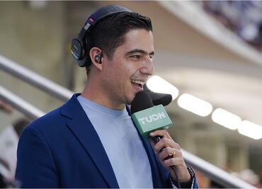 Andrés Vaca responde crítica de Jorge Pietrasanta; el narrador de TUDN se fue con todo