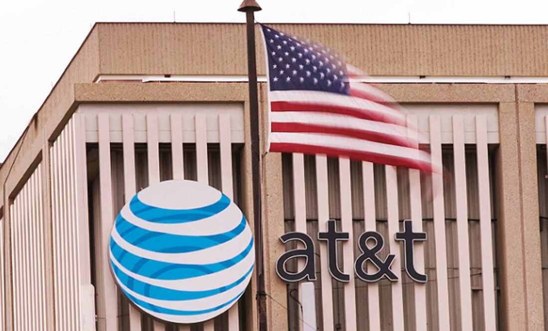 AT&T es el tercer operador con más usuarios, el segundo con más ingresos y el primero con tenencia de espectro radioeléctrico en México (ARCHIVO EL UNIVERSAL)