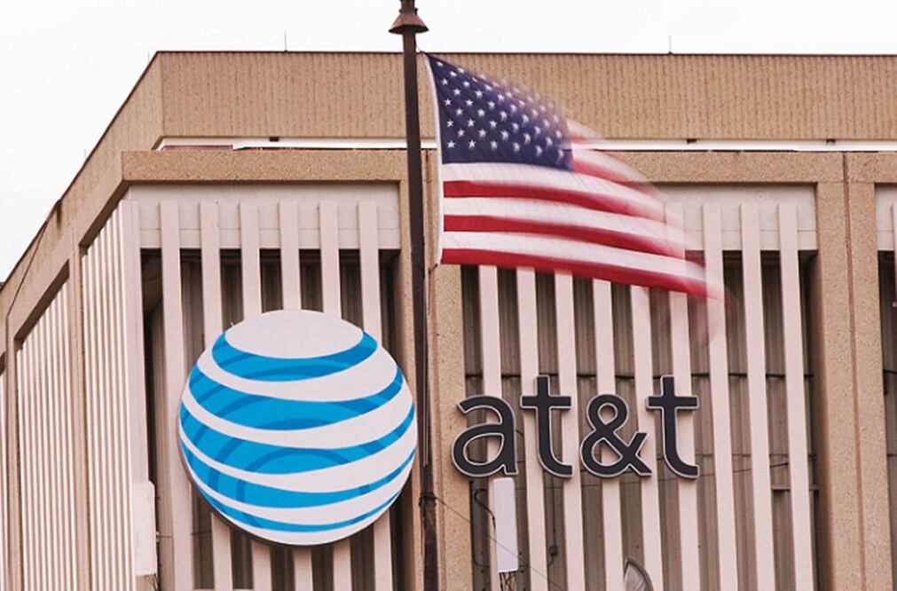 AT&T es el tercer operador con más usuarios, el segundo con más ingresos y el primero con tenencia de espectro radioeléctrico en México (ARCHIVO EL UNIVERSAL)