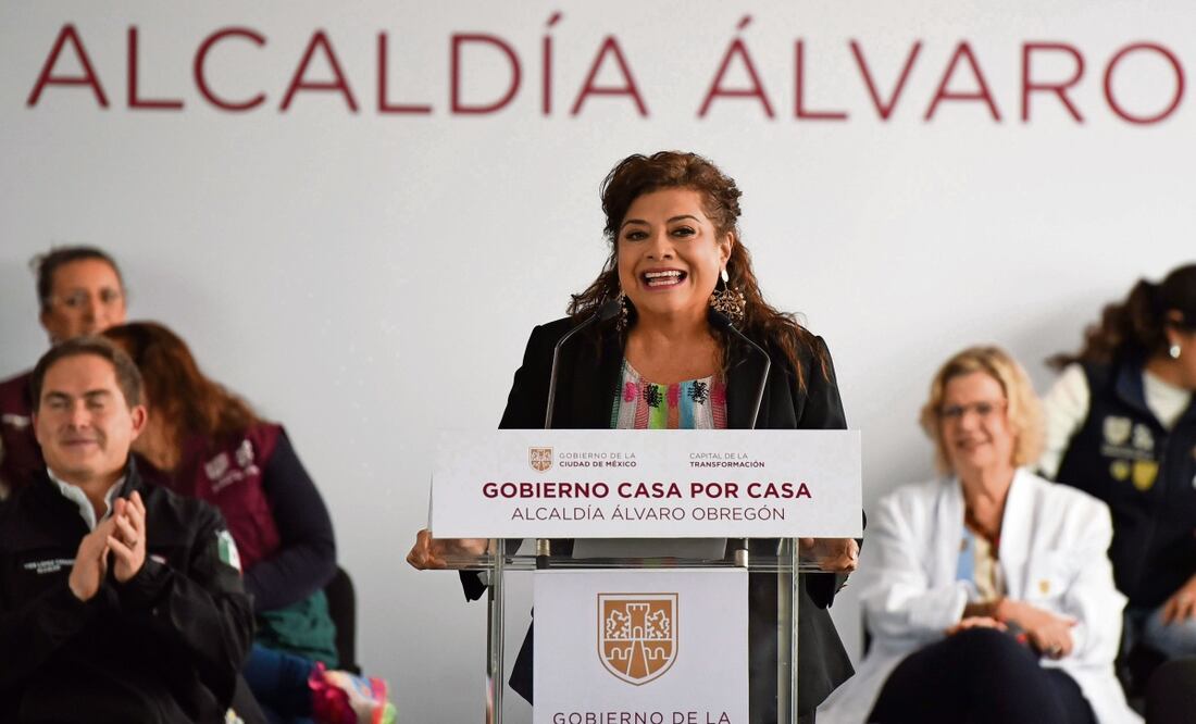 La jefa de Gobierno de la Ciudad de México, Clara Brugada, encabezó ayer la jornada Casa por Casa en la colonia Barrio Norte. Foto: Especial