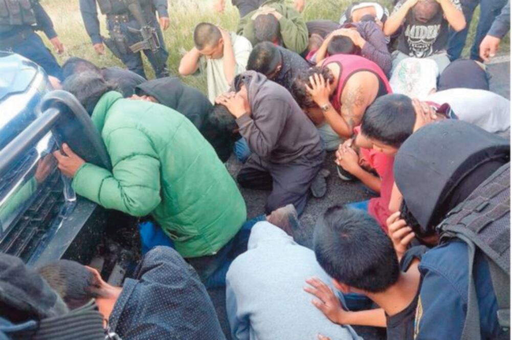 Varios de los detenidos aseguraron que les pagaron 2 mil pesos por acudir a la presunta protesta contra el Mando Único. (CORTESÍA)