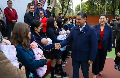 Con bebés virtuales buscan desalentar embarazos en adolescentes