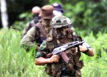 Revelan nexo de militares y paramilitares de Colombia en triple crimen de 1994