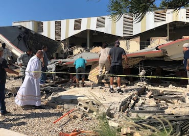VIDEO: Así fue el momento del colapso del techo de la Iglesia de Santa Cruz en Ciudad Madero, Tamaulipas
