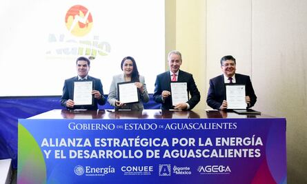 Tere Jiménez firma convenio para fortalecer energía en Aguascalientes; promueve instalación de paneles solares