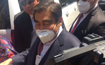 Barbosa usa ionizador de aire contra Covid; "le tengo mucha fe a esta cosita", dice 