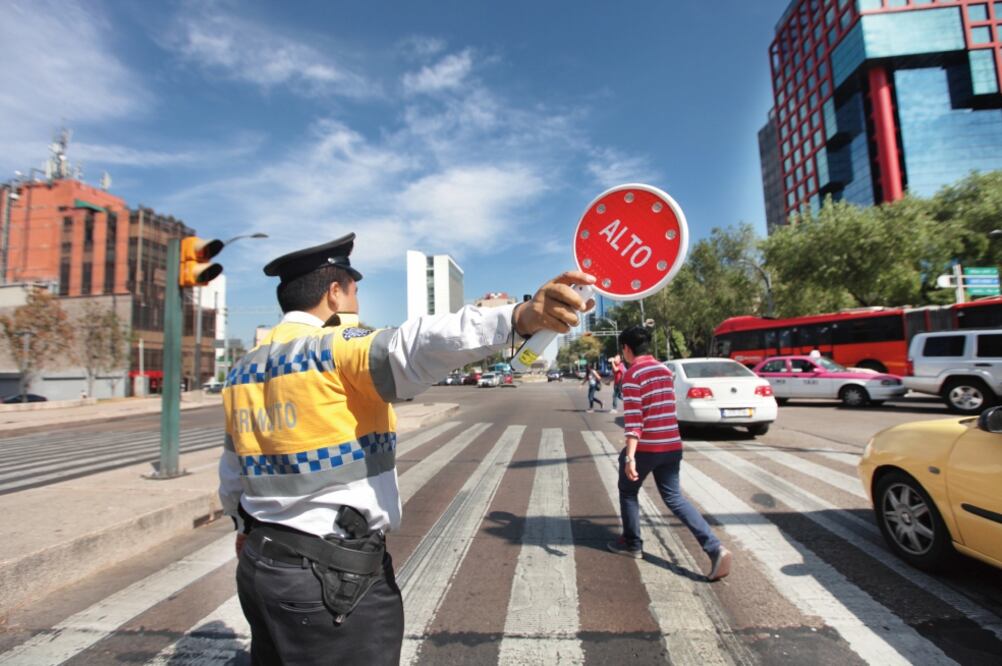 Una de las reformas que prevé el programa es la impartición de una materia ligada a la movilidad en escuelas de nivel primaria (ARCHIVO EL UNIVERSAL)