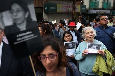 Protestan periodistas por asesinato de Javier Valdez