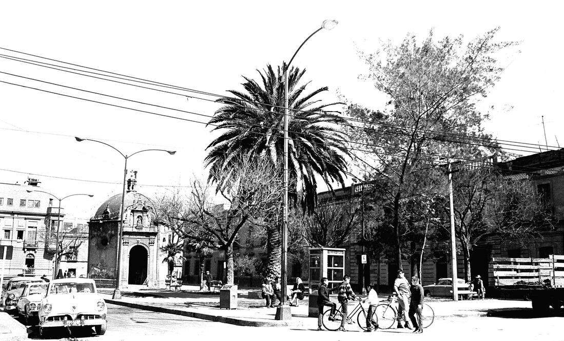 Un depósito de cadáveres convertido en plaza de la caricatura