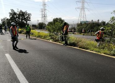 Reabren autopista México-Pirámides tras fuga en ducto de Pemex por huachicoleo