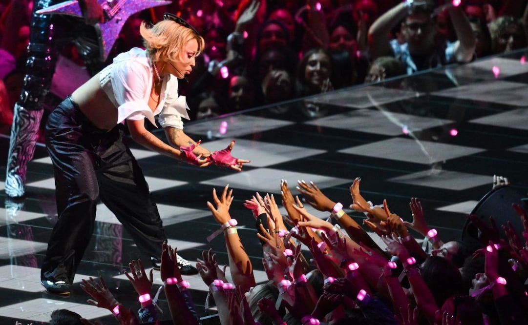 La rapera estadounidense Doja Cat se presentó en el escenario durante los MTV Video Music Awards. Foto: ANGELA WEISS / AFP