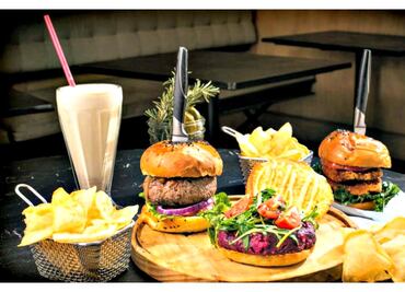 ¡Celebremos el día de la hamburguesa!