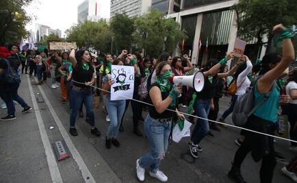 Inicia marcha en favor del aborto en CDMX
