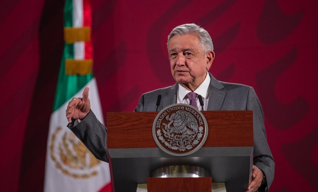 Analiza AMLO cambiar "Mañaneras" a videoconferencias