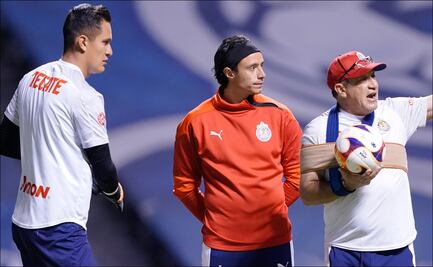 Las Chivas se quedan sin uno de sus porteros