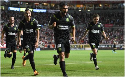 Chivas llegará al repechaje con 4 victorias consecutivas; derrotó al Necaxa
