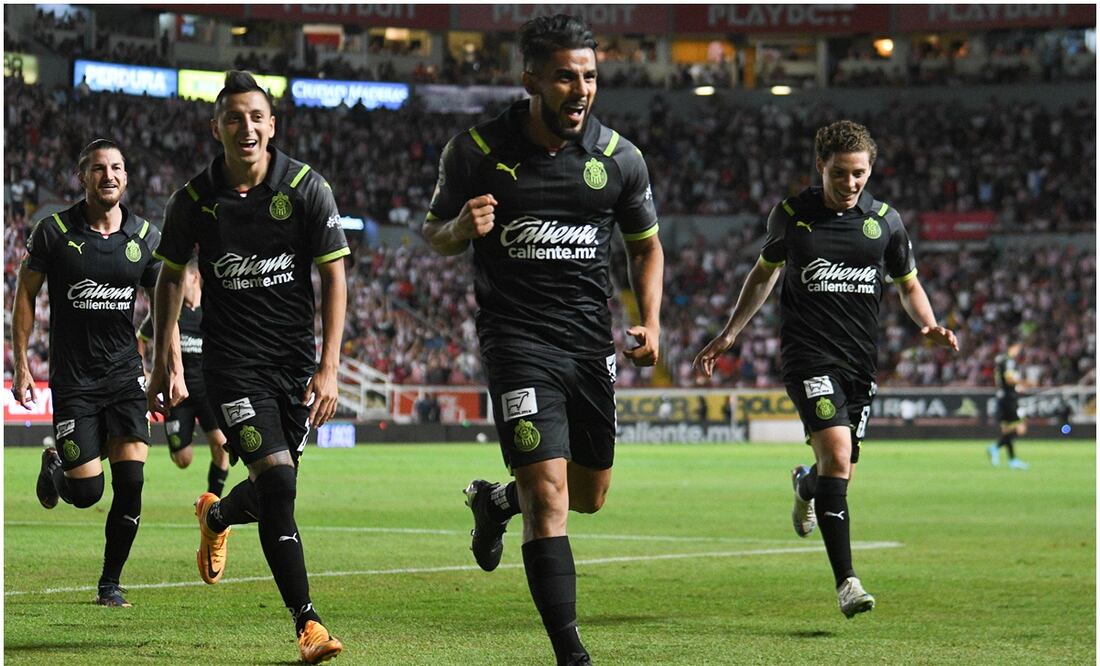 Chivas llegará al repechaje con 4 victorias consecutivas; derrotó al Necaxa / FOTO: IMAGO
