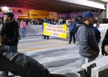 Vecinos de Ixtapaluca y Valle de Chalco bloquean autopista México-Puebla; exigen construcción de una estación de trolebús