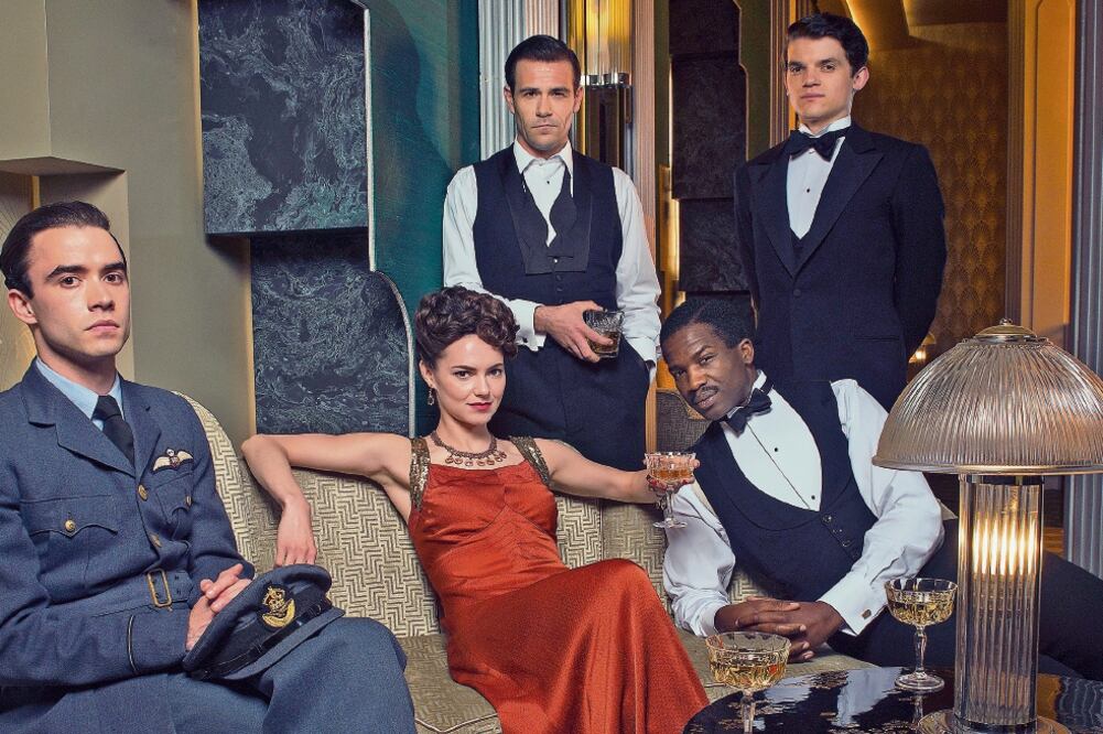 La historia sucede en un hotel de Londres. (CORTESÍA FOX)