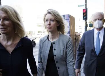 Ex directora general de Theranos solicita un nuevo juicio