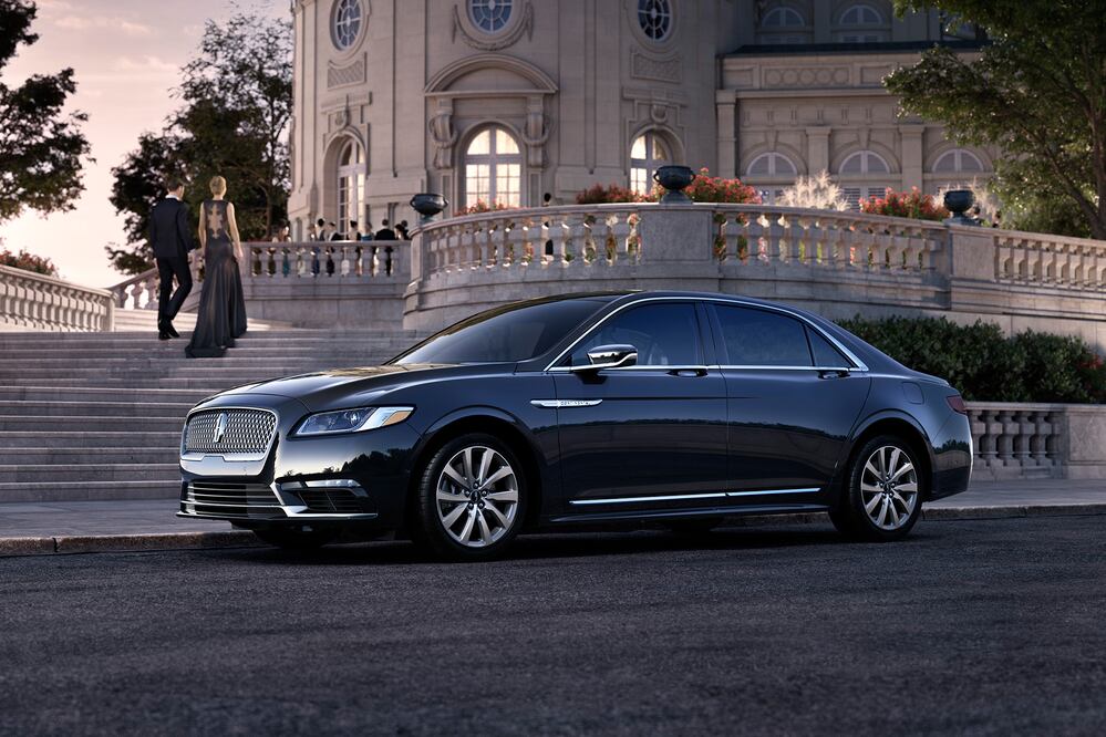 Lincoln Continental: el retorno de la limusina