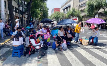 Artesanos indígenas de la CDMX instalan plantón en 20 de noviembre y José María Izazaga; ¿qué solicitan?