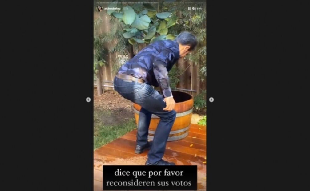 Aislinn Derbez "contrata" a Alessandra Rosaldo para lavar trastes