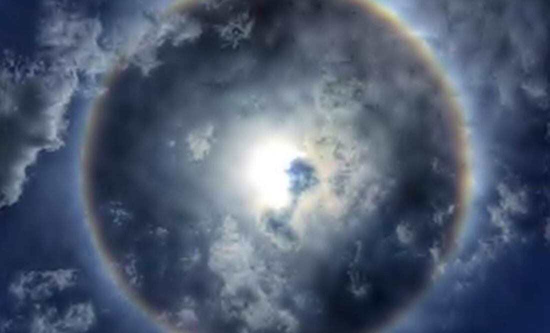 In Chiapas, the halo was visible in areas like San Cristóbal de las Casas. (Photo: Courtesy @Yksmark)