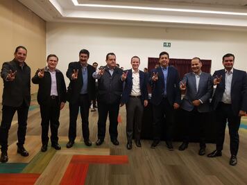 Anaya anuncia deseo de contender por candidatura presidencial del Frente