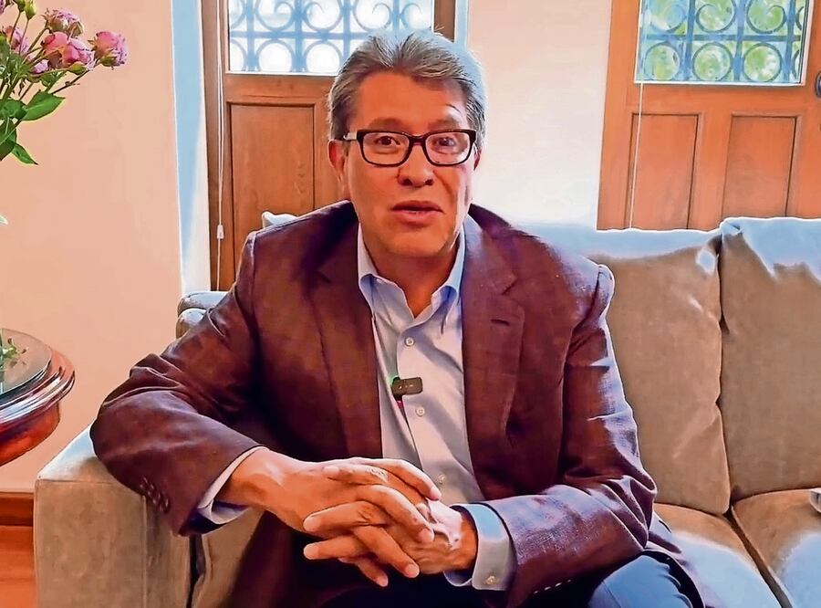 El senador Ricardo Monreal notificó ayer su reincorporación inmediata a la Cámara Alta, luego de haber solicitado licencia. Foto: Archivo | El Universal