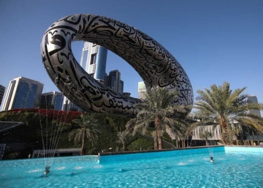 Sostenible y construido con la ayuda de brazos robóticos: Dubai realmente crea el Museo del Futuro