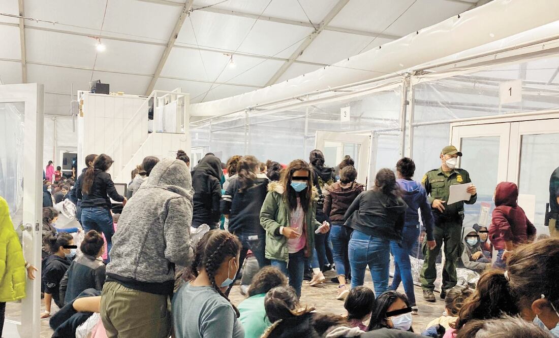 La presunta expectativa de que se permitirá la entrada a Estados Unidos los motiva a cruzar. Foto: AFP