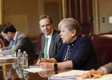 Alicia Bárcena viaja para encuentro con Antony Blinken y otros funcionarios de alto nivel en EU