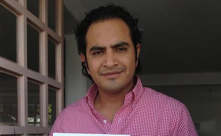 Denuncian que alcalde poblano dejó a su mamá como "encargada de despacho"