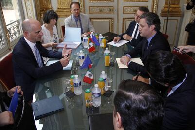 ​Expone Nuño en París experiencia en reforma y modelo educativos