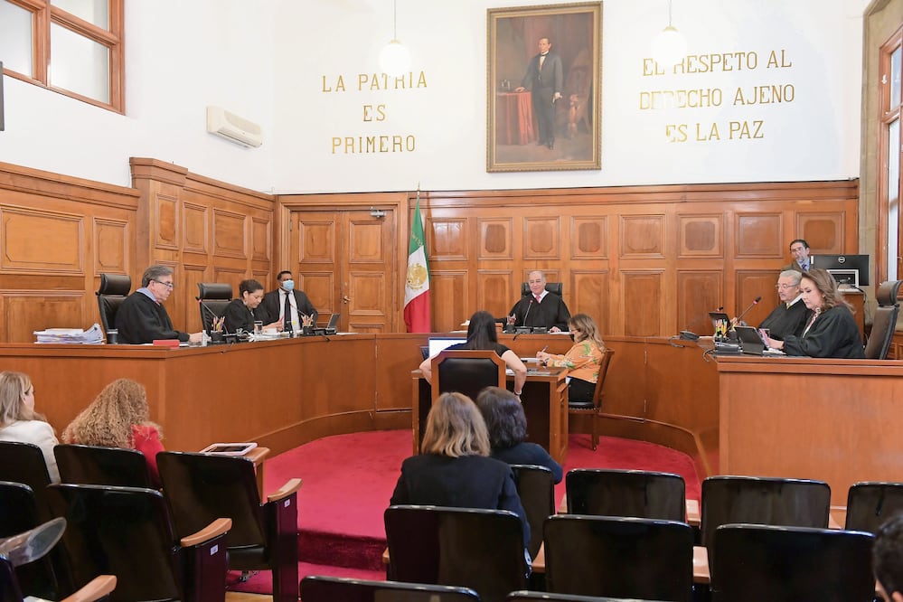 Los ministros de la Segunda Sala resolvieron que la controversia constitucional promovida por el mandatario de Nuevo León para frenar el juicio político en su contra es un asunto demasiado trascendente. Foto: Especial