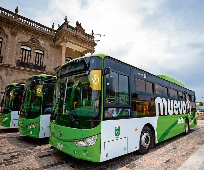 Los nuevos autobuses tienen sistemas de seguridad y botones de pánico para emergencias. Foto: Especial