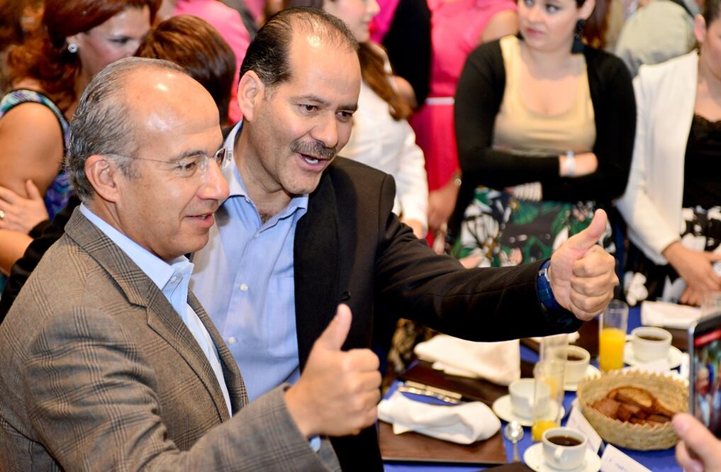 El ex presidente Felipe Calderón y Martín Orozco, candidato del PAN al gobierno del estado de Aguascalientes (Foto: Xóchitl Álvarez)