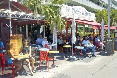 Pega el terrorismo al turismo en la Costa Azul