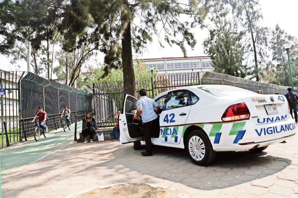 El director del Instituto de Investigaciones Jurídicas de la UNAM (IIJ), Pedro Salazar Ugarte, consideró que la intervención de las fuerzas federales para colaborar en la erradicación del narcomenudeo es una determinación del rector Enrique Graue.