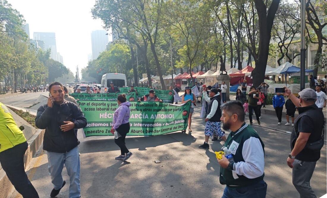 Deportistas se manifiestan en Paseo de la Reforma