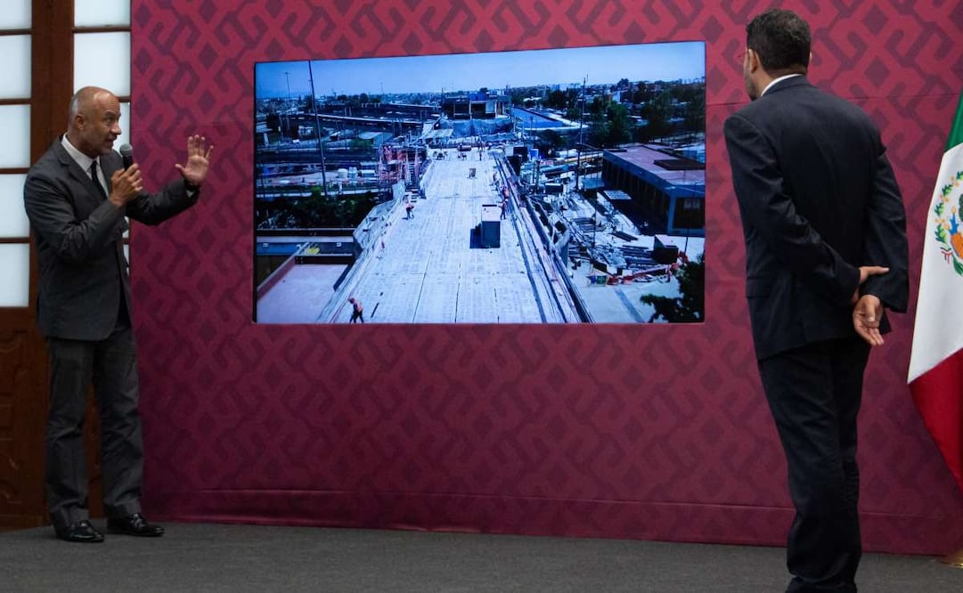 Martí Batres, jefe de gobierno, y Jesús Esteva, secretario de Obras. Foto: Especial