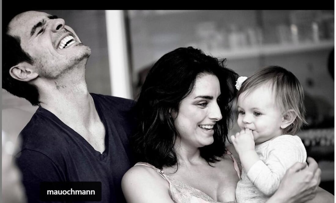 Mauricio Ochmann, Aislinn Derbez y su hija. Foto: Captura Instagram Aislinn Derbez